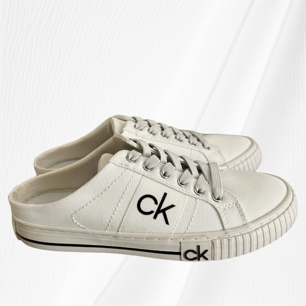 Calvin Klein Women’s KCCOREY-T Slip on Sneakers size 6 1/2